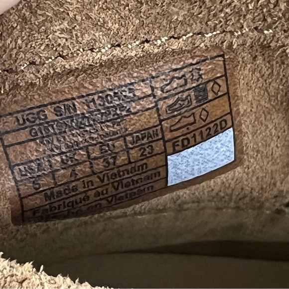 UGG Women's Josefene Cuff Suede Ankle Boots US6 Chestnut (tan/brown) $130 - Picture 7 of 11